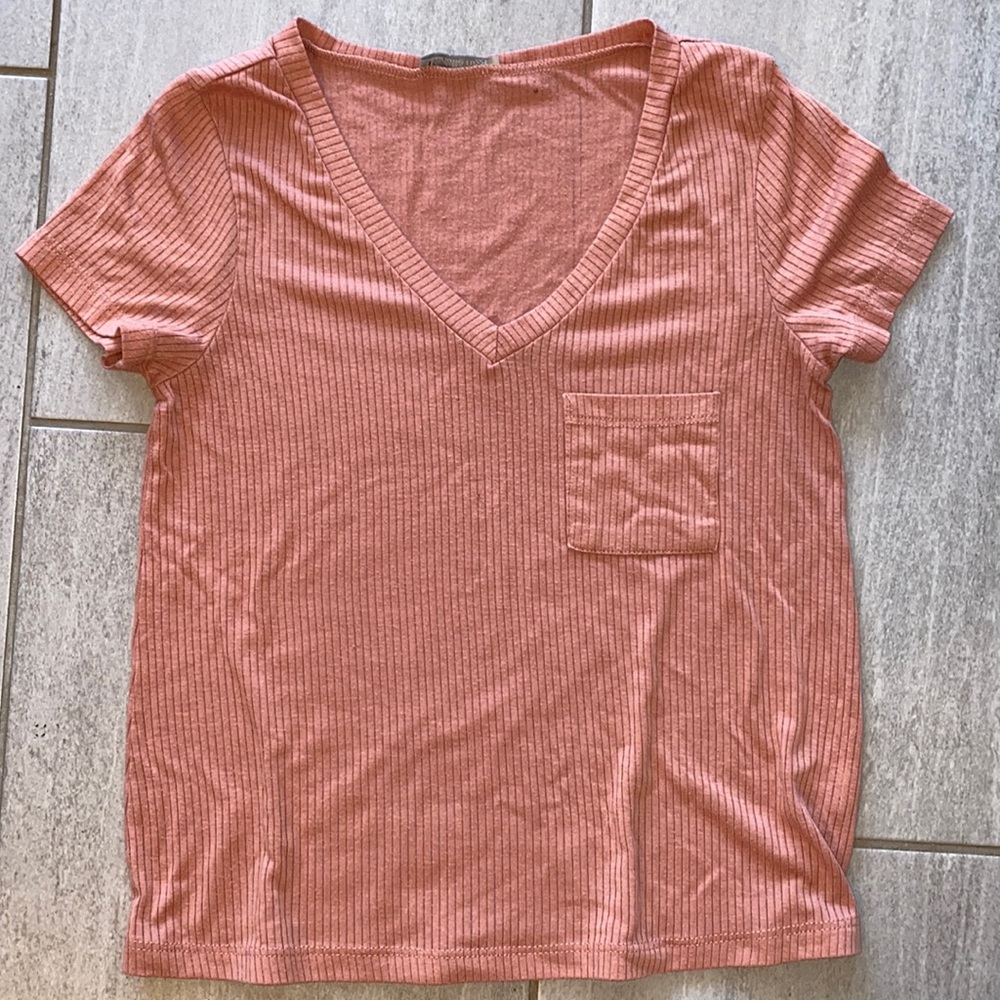 Pink tshirt